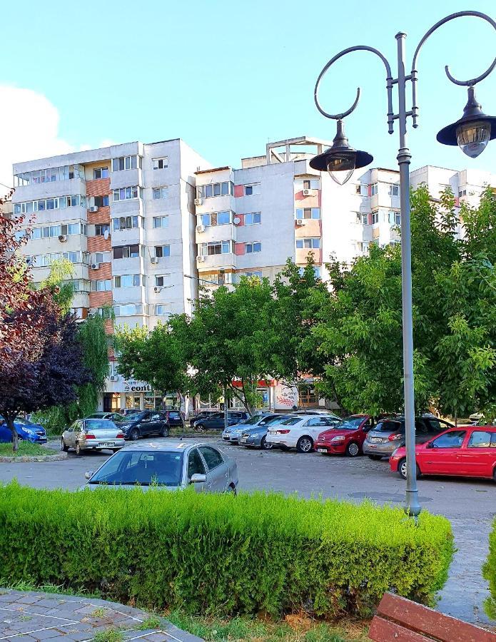 Studio Cathedral Brăila Exterior photo
