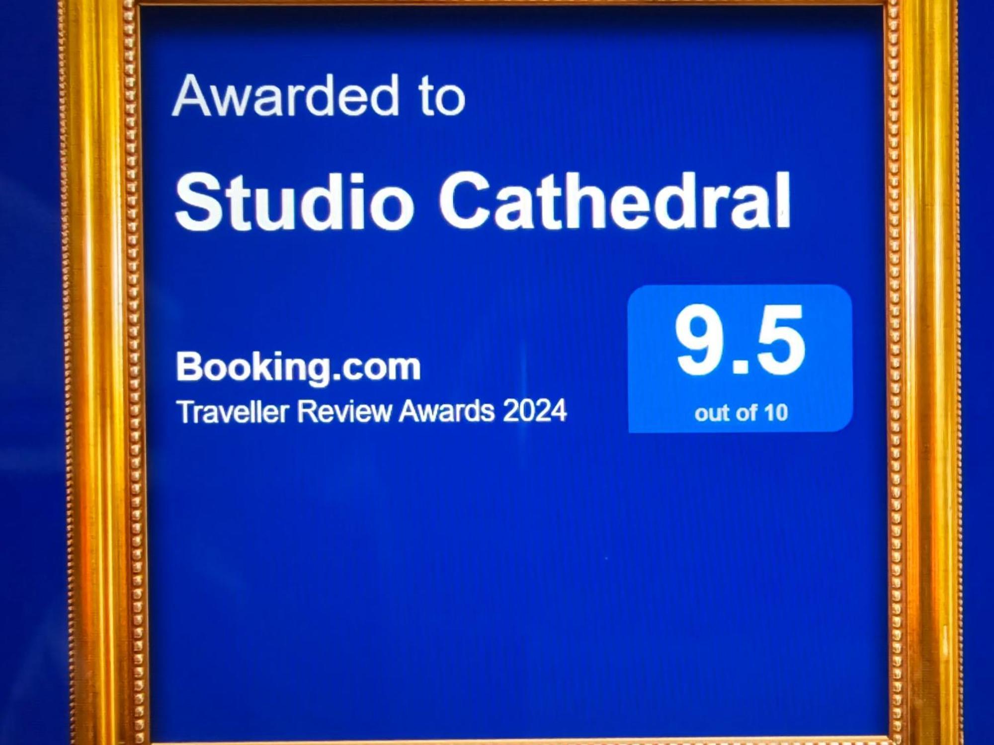 Studio Cathedral Brăila Exterior photo
